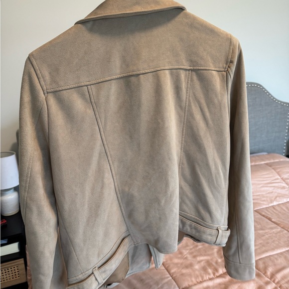 Suede Jacket - Picture 5 of 6
